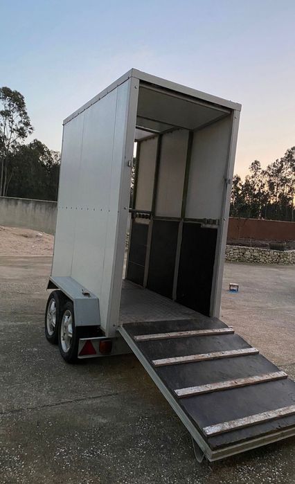 Roulote Transporte de Animais, ex. Cavalos