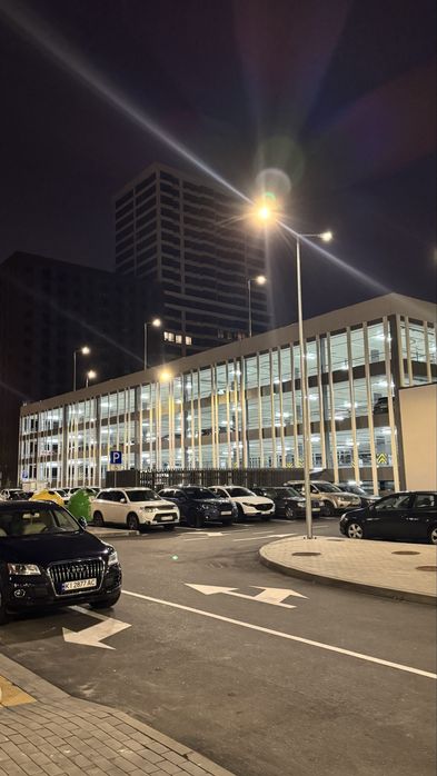 Варшавський 3, Паркінг вул.Змієнка 32, Критий,3пов, 16 кв.м Власник‼️