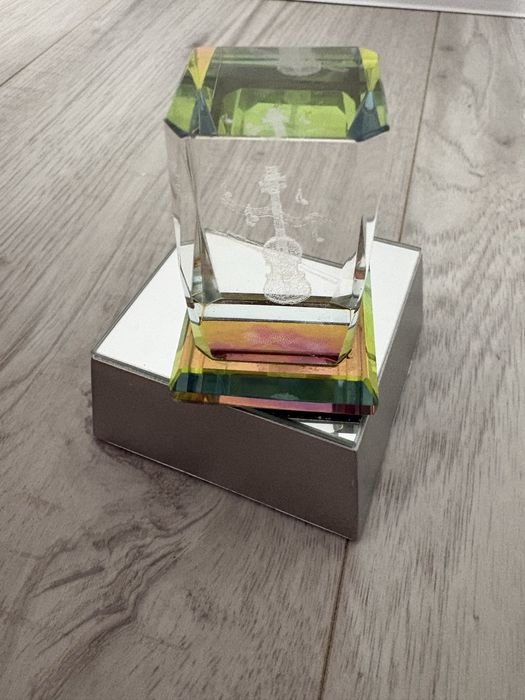 kryształowa figurka 3D