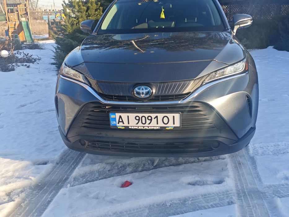 Тайота венза гибрид.4*4.2021 год