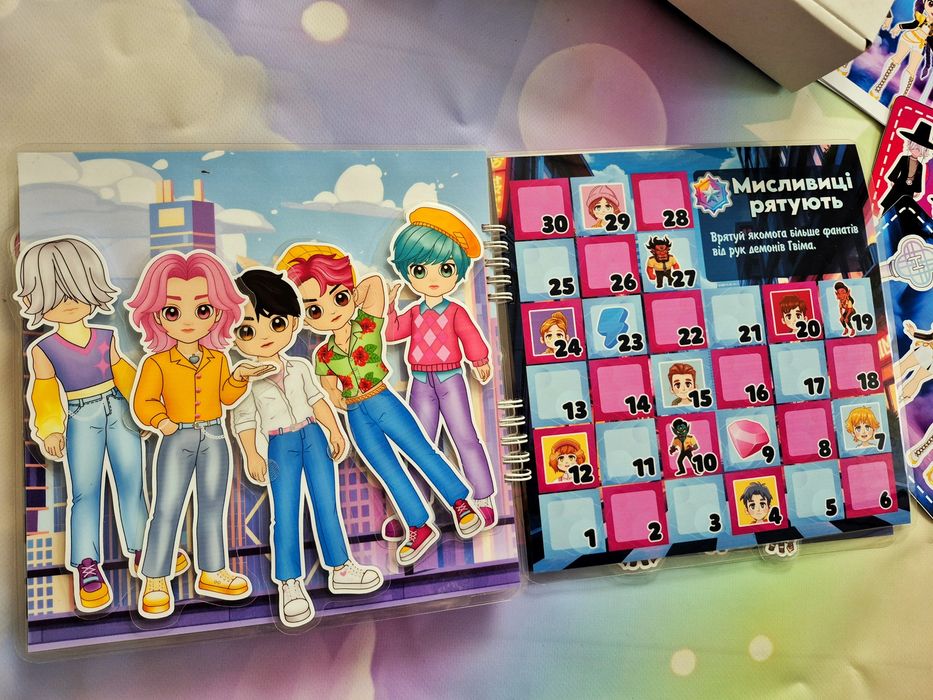 K-pop demon hunters на липучках ліпучках альбом книжка демон хантерс