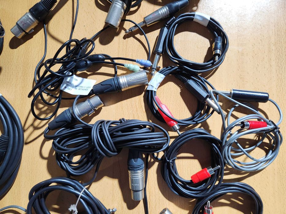 Cabos Áudio XLR,RCA,Jack