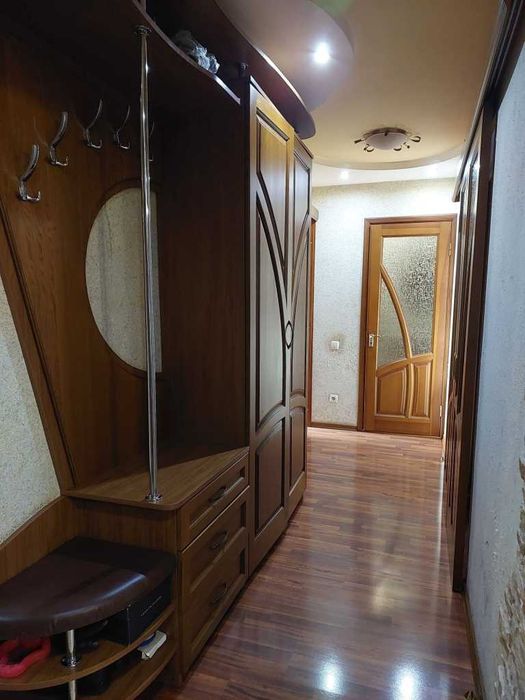 Продаж 2 кім. квартири. 62 м2. Індив. газ. опал. 2 балк. Центр №19000