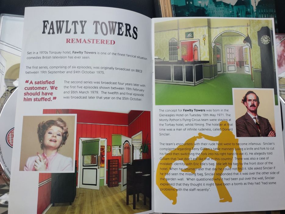"Fawlty Towers" com John Cleese - Edição remasterizada 30 anos