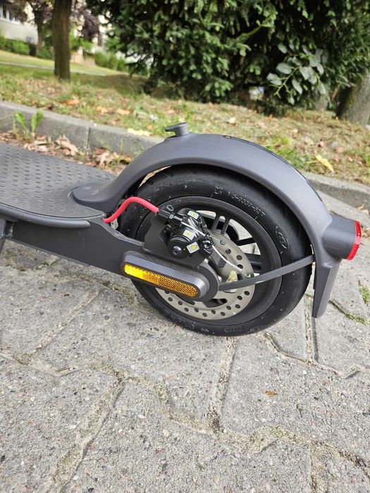 Hulajnoga elektryczna Xiaomi Mi Pro 2 jak nowa mały przebieg