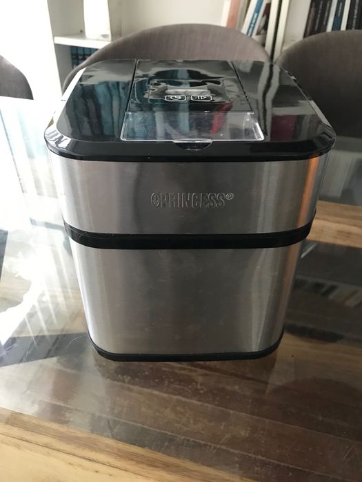 Máquina para fazer gelados