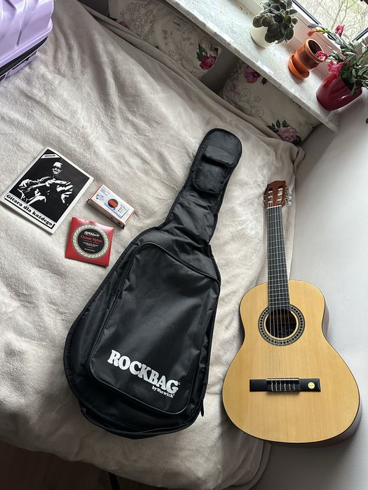 Gitara klasyczna + pokrowiec + akcesoria | Stan bardzo dobry