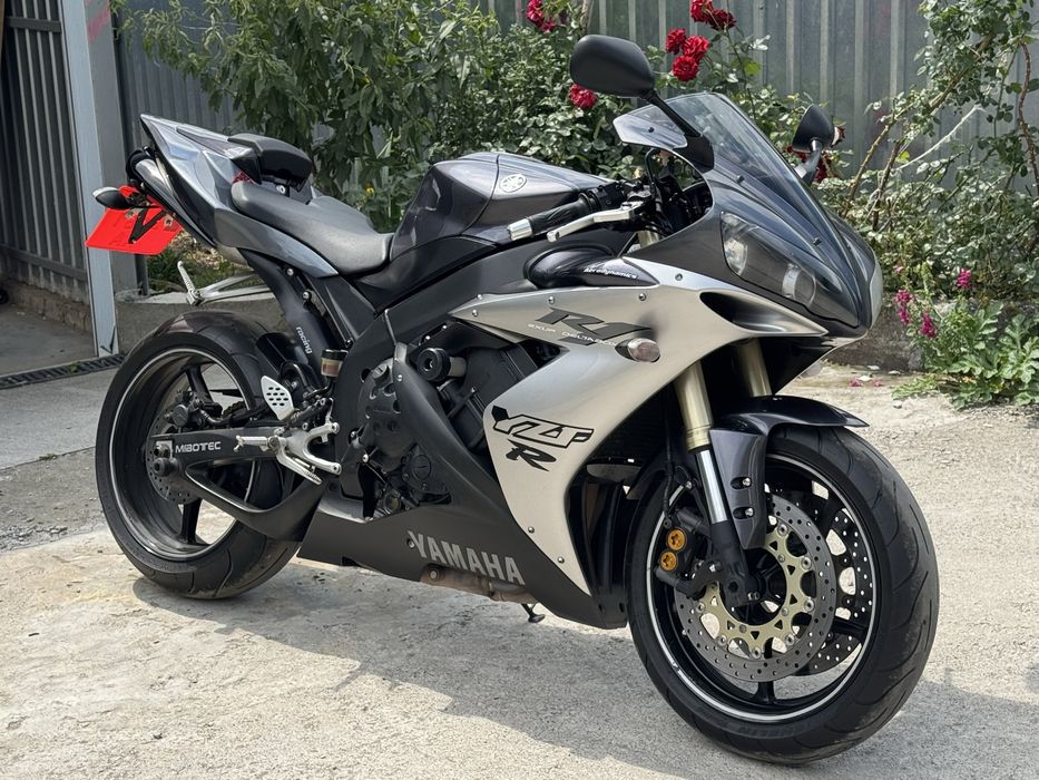 Продам Yamaha R1