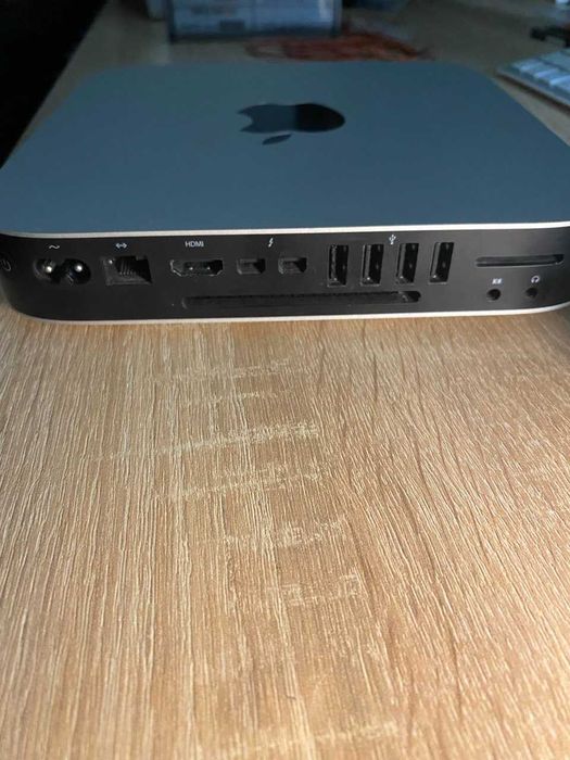 Mac mini A1347 2014 i5 8gb 256 SSD + клавиатура в подарок