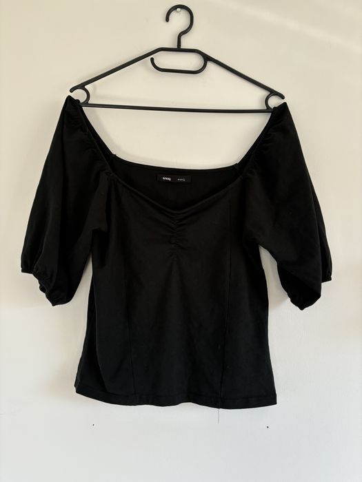 Czarna bluzeczka bluzka z bufiastymi rękawami L