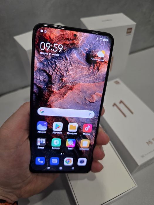 Нові смартфони  Xiaomi Mi 11i 8/128GB Cosmic Black  розпаковані, є кількість та опт