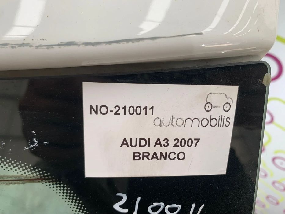 Tampa da Mala AUDI A3 Sportback (8P) 2.0 TDI Ref. 8P4827023H - NO.200011