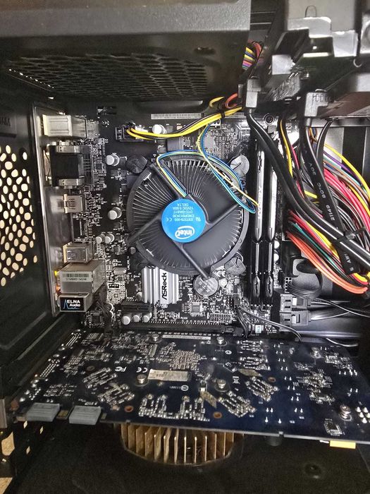 Excelente PC Processador Intel® Core™ i3-9100F, 16GB DDR4, 750GB de Armazenamento + Monitor HP de 19´´