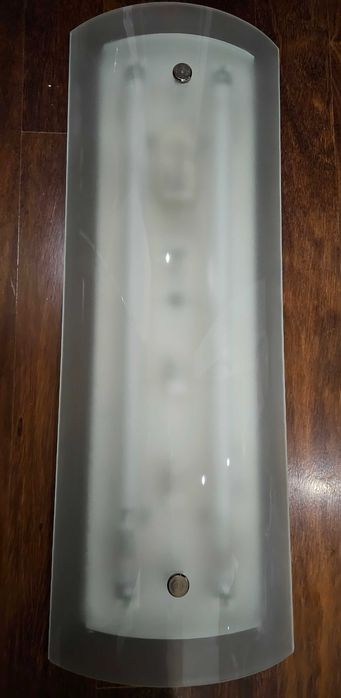 Candeeiro Teto, Armadura