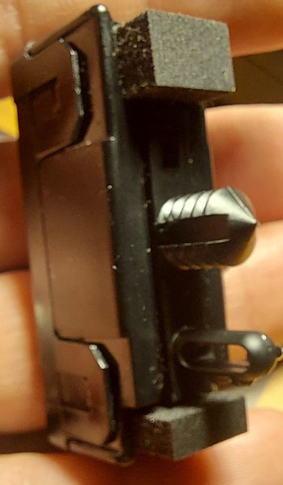 АНТЕННА, УСИЛИТЕЛЬ АНТЕННЫ  
fw9319c024ab  LT9 4 47 27 JB