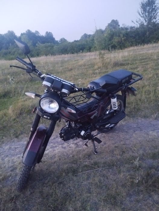 Продам мустанг мт110-1