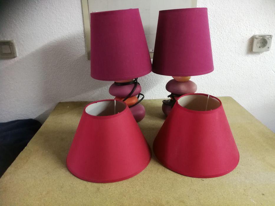 Candeeiro de mesa (cabeceira)