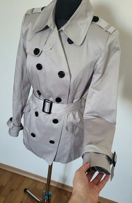 Nowy płaszcz damski trecz dwurzędowe zapięcie na guziki pasek