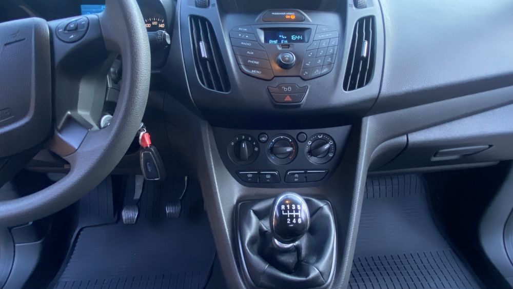 Ford tourneo connect