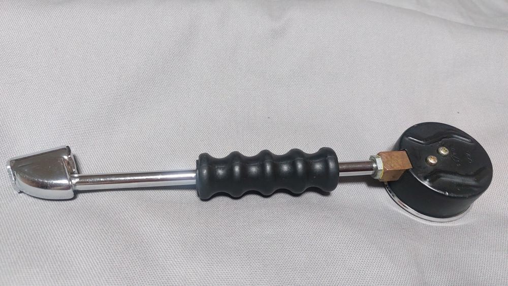 Манометр для вантажних авто