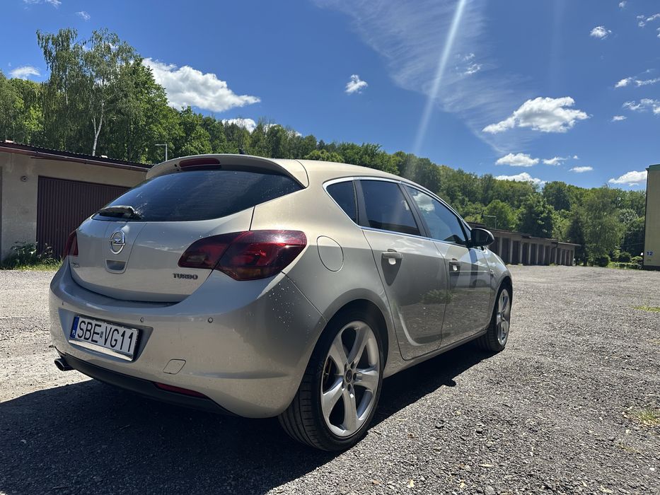 Opel Astra J 1.6 Turbo 180KM LPG 19 ALU GTC
