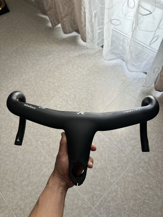 Guiador de carbono integrado Vision Metron 5D