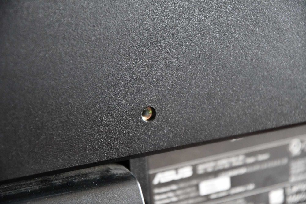 ASUS VH232 23" LCD Monitor with DVI, VGA and Audio, FULL HD64409385393410124