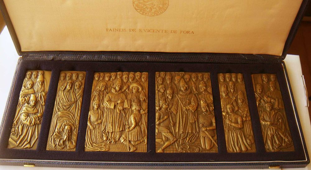 Medalhas Bronze Paineis de S. Vicente por C. ANTUNES