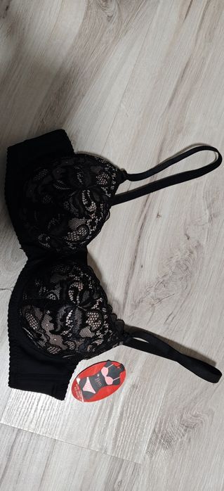 Biustonosz stanik push up