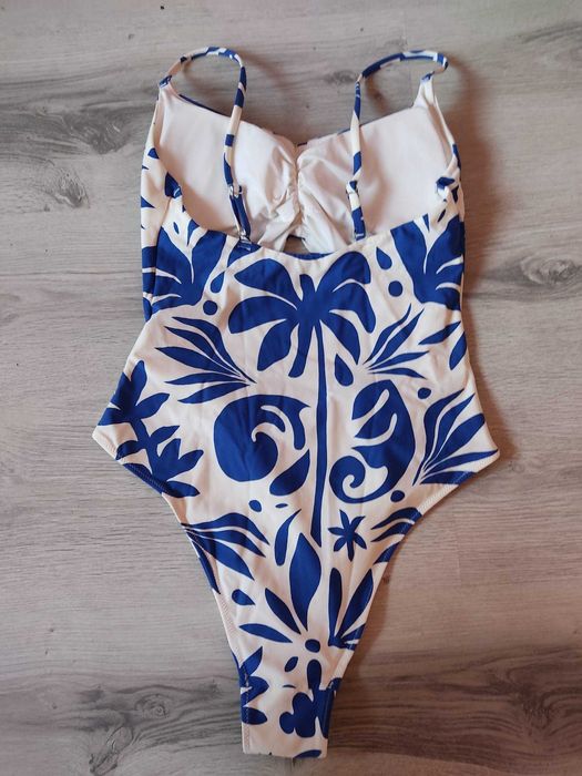 Strój kąpielowy niebieski biały wzór liście