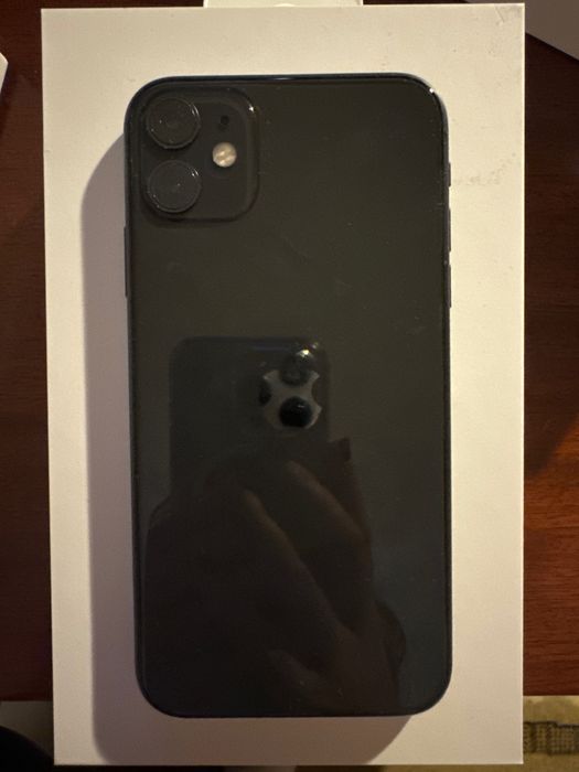 iPhone 11 64GB preto