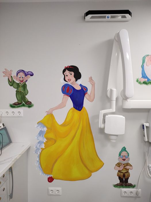 Розпис та декор стін, картини на замовлення, портрети по фото