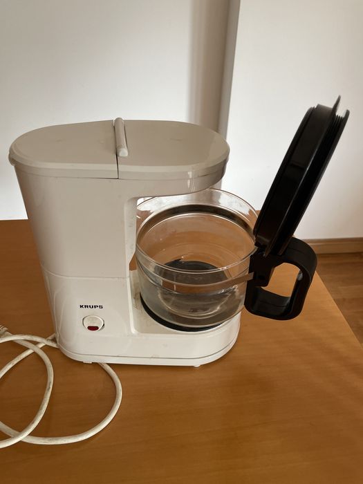 Máquina KRUPS para fazer chá ou aquecer agua