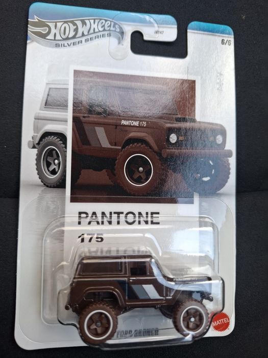 Hot Wheels Pantone 175 Ford Bronco 67 6/6