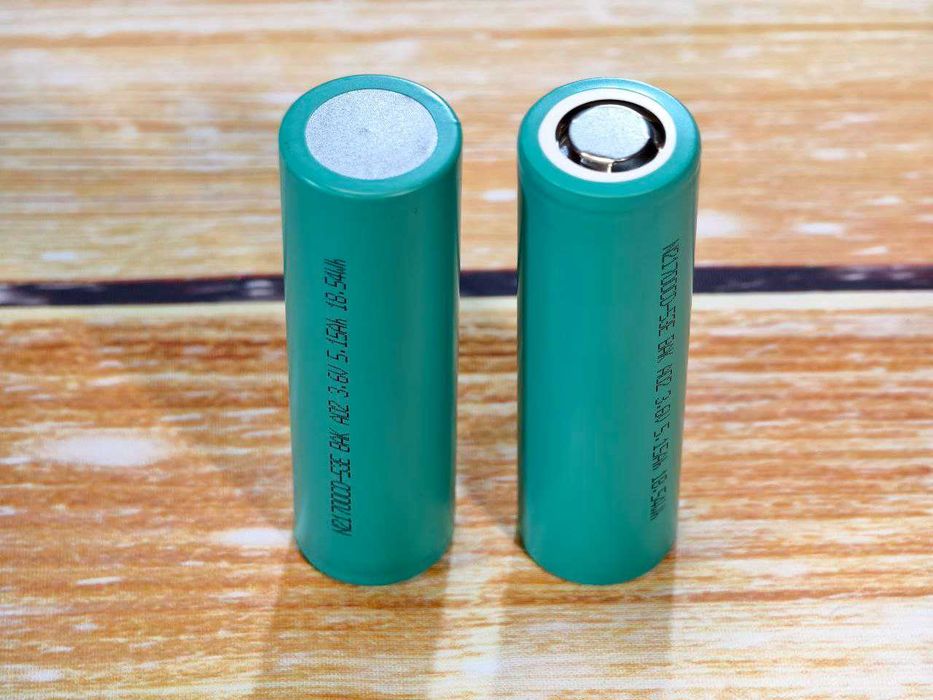 Акумулятор 21700 BAK N21700CD-53E 5300 мА 10.3 А