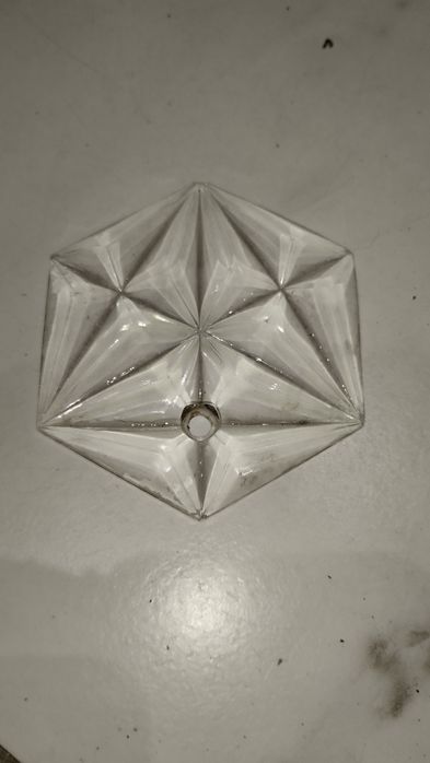 Деталі до хрустальної люстри.