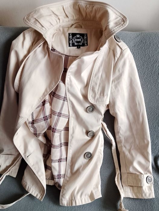 Ładna kurtka damska.