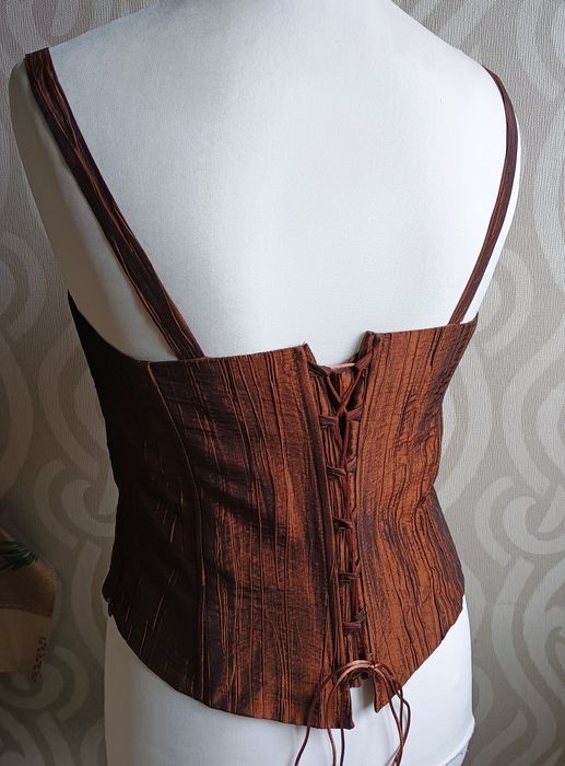 Sukienka, spódnica, gorset Hesa Collection 42