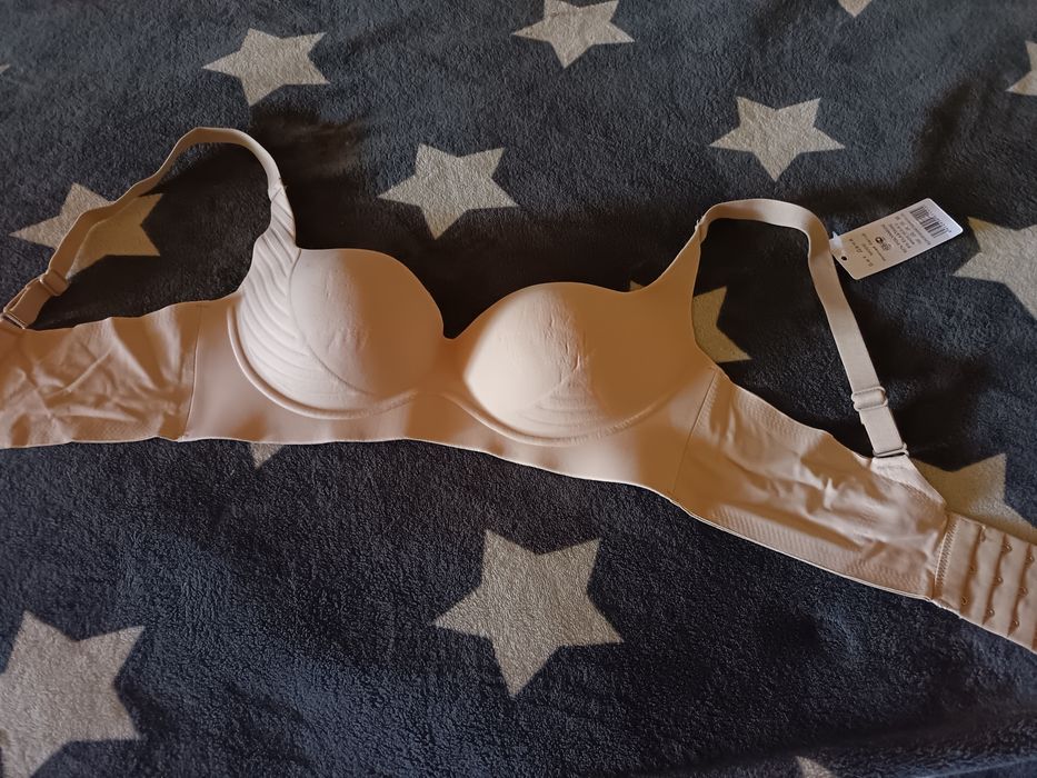 Ліфчик Анжеліка, без кісточок. Дуже зручний.