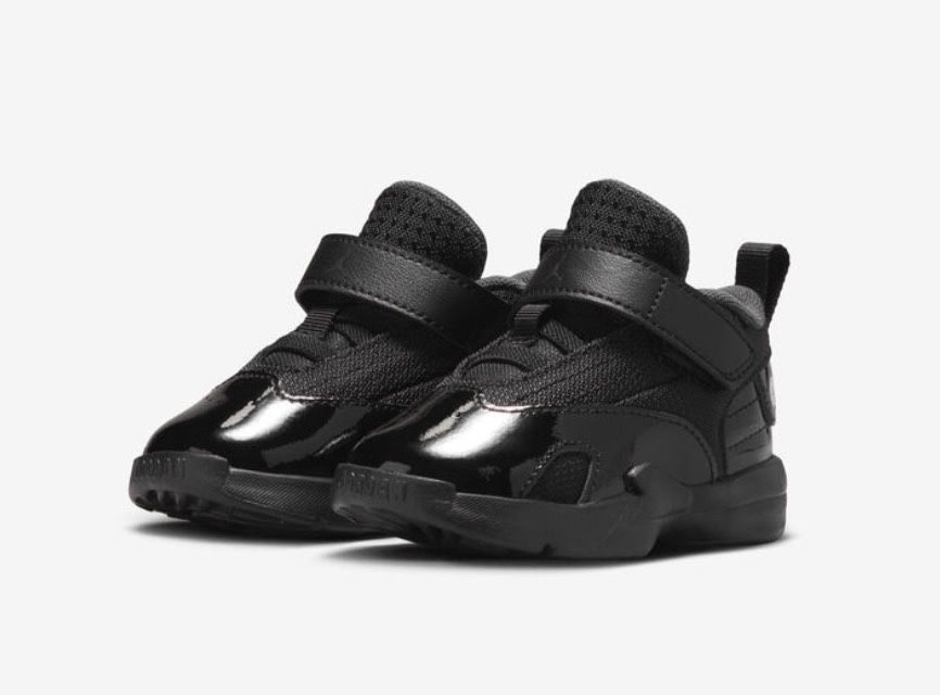 NIKE Jordan Max Aura 6 оригінал кросівки 26р.