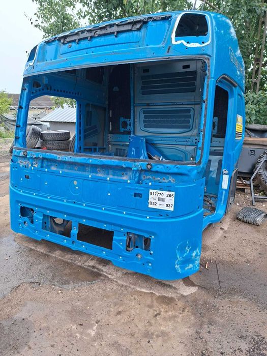 Kabina volvo fh 4 Globetrotter uszkodzona