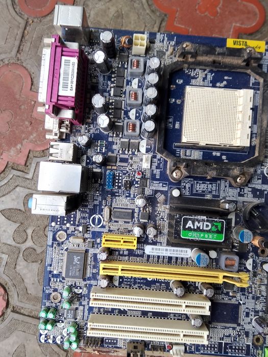 Материнська плата для ПК