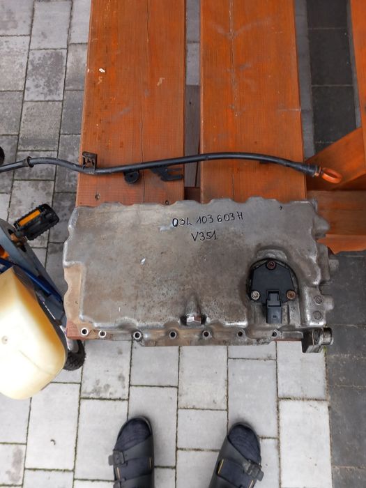 Misa oleju vw T5 2.0 tdi