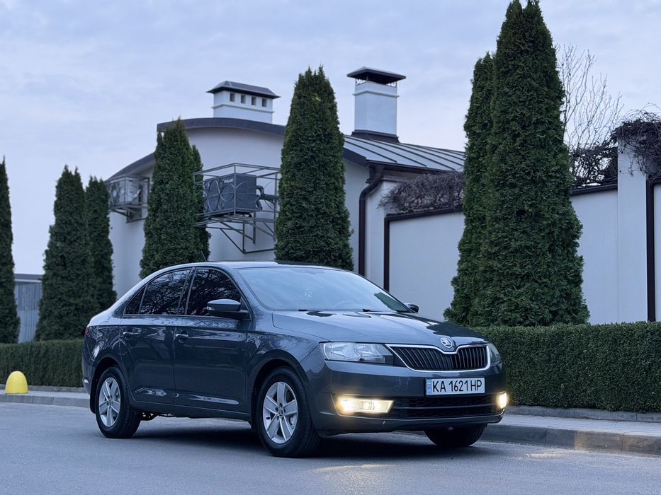 Skoda Rapid 2016 рік.