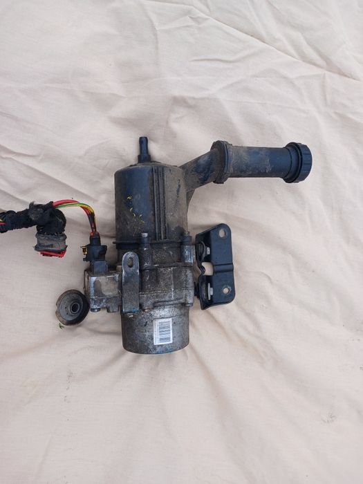 Насос елекро-гідро підсилювача руля Пежо 307