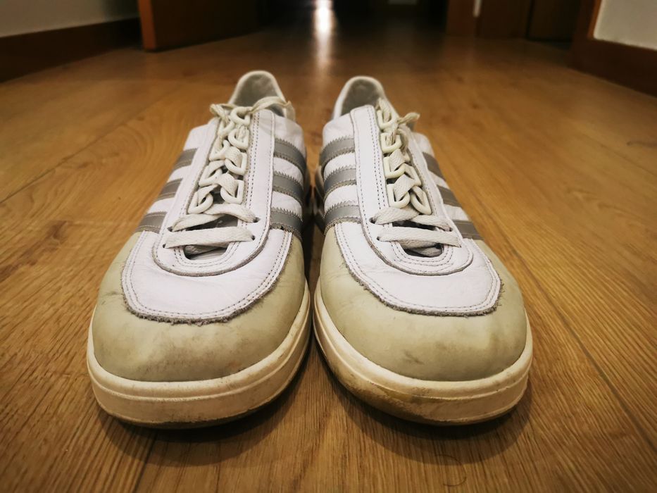 Sapatilhas Adidas Spezial Prata e Branco