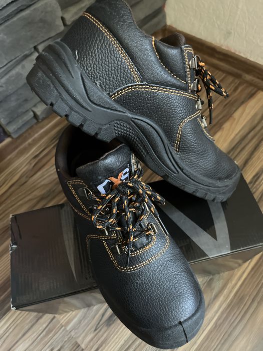 CXS‼️buty robocze Roz.39‼️