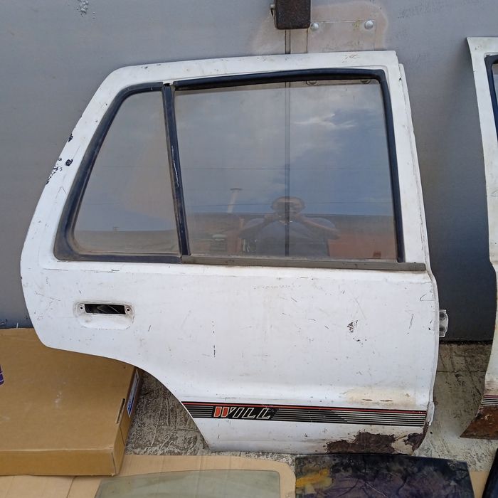 Дайхатсу Шараде Daihatsu Charade Sharade