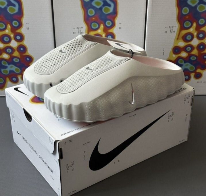 Тапочки Nike Mind 001