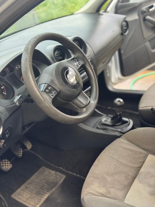 SEAT Ibiza 1.2 Gasolina – Económico e Fiável